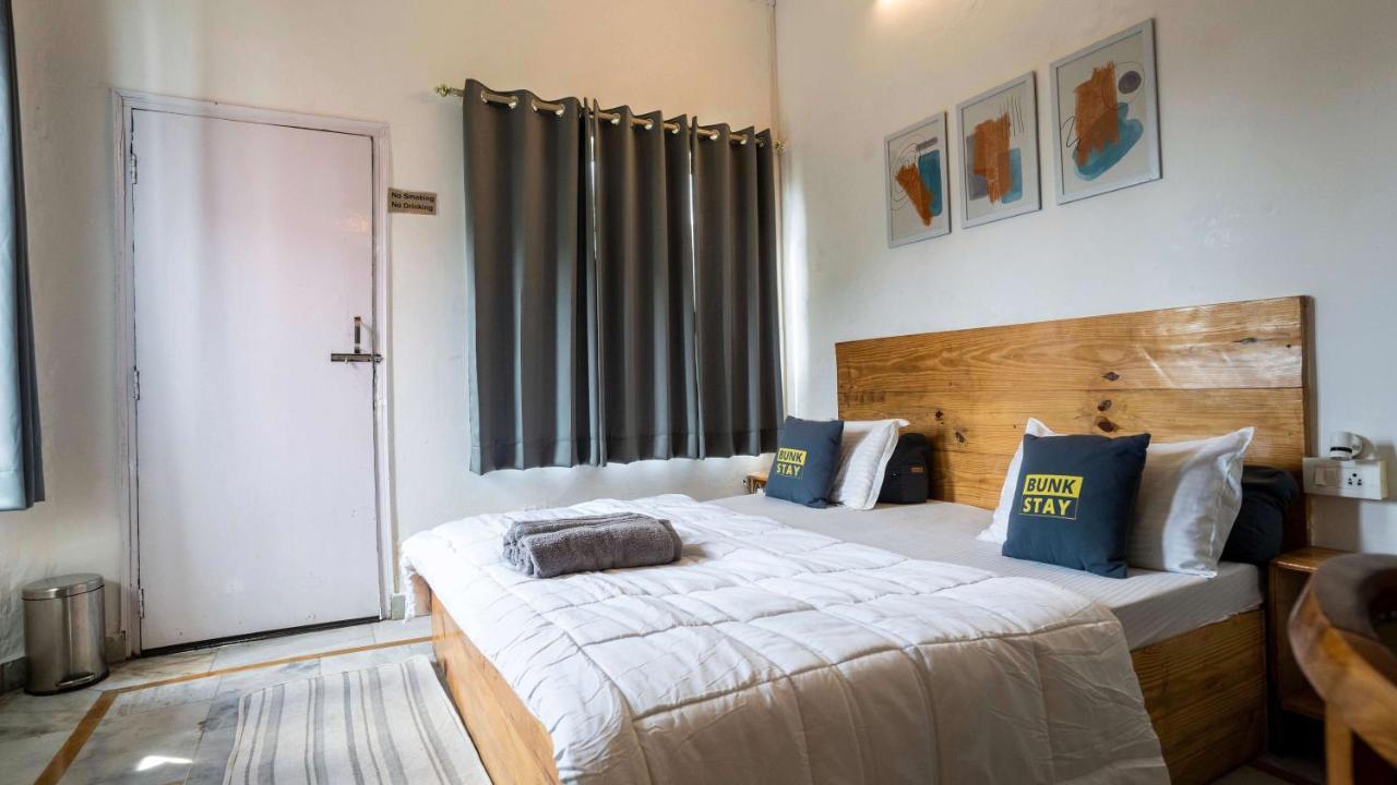 Bunkstay Coworking Hostel & Glamping Rishīkesh Dış mekan fotoğraf