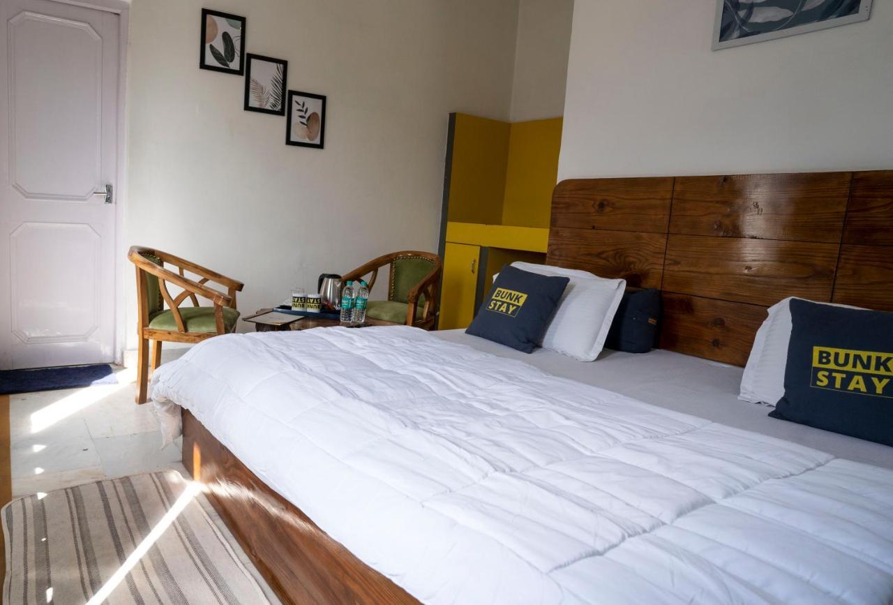 Bunkstay Coworking Hostel & Glamping Rishīkesh Dış mekan fotoğraf