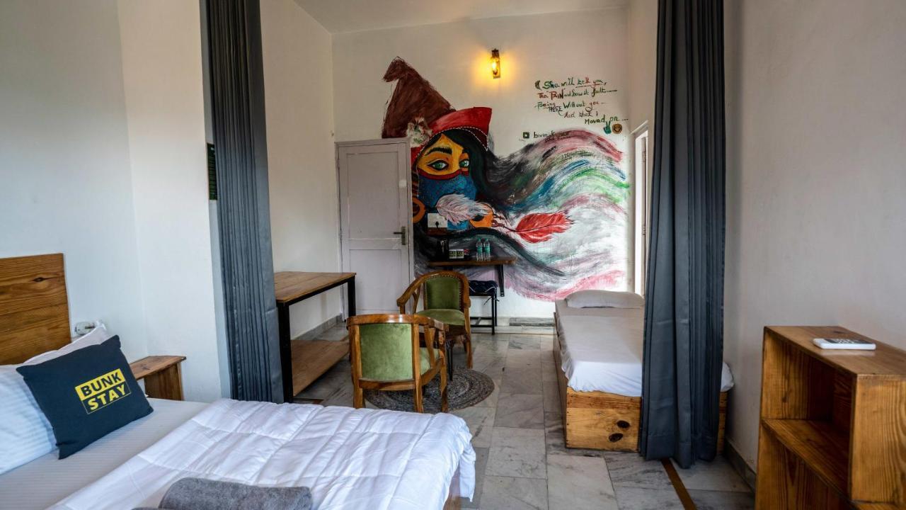 Bunkstay Coworking Hostel & Glamping Rishīkesh Dış mekan fotoğraf