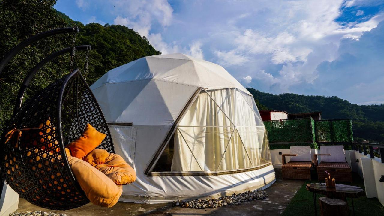 Bunkstay Coworking Hostel & Glamping Rishīkesh Dış mekan fotoğraf