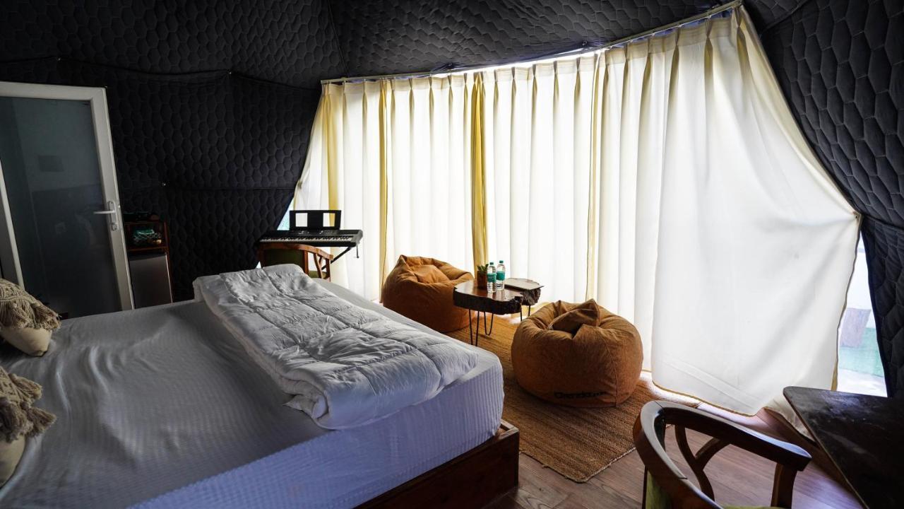 Bunkstay Coworking Hostel & Glamping Rishīkesh Dış mekan fotoğraf