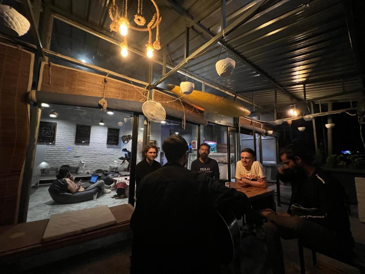 Bunkstay Coworking Hostel & Glamping Rishīkesh Dış mekan fotoğraf