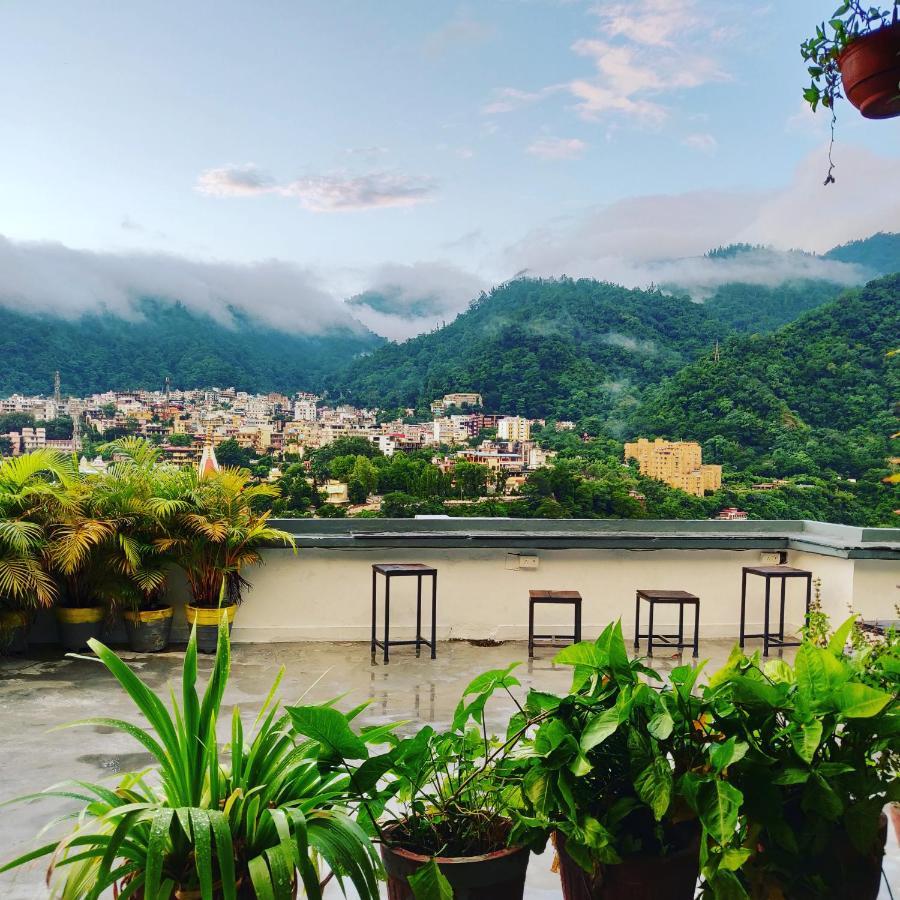 Bunkstay Coworking Hostel & Glamping Rishīkesh Dış mekan fotoğraf