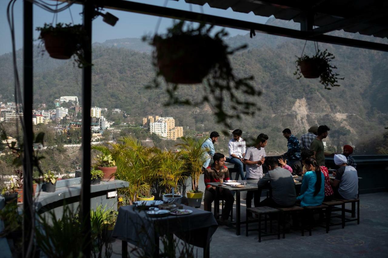 Bunkstay Coworking Hostel & Glamping Rishīkesh Dış mekan fotoğraf
