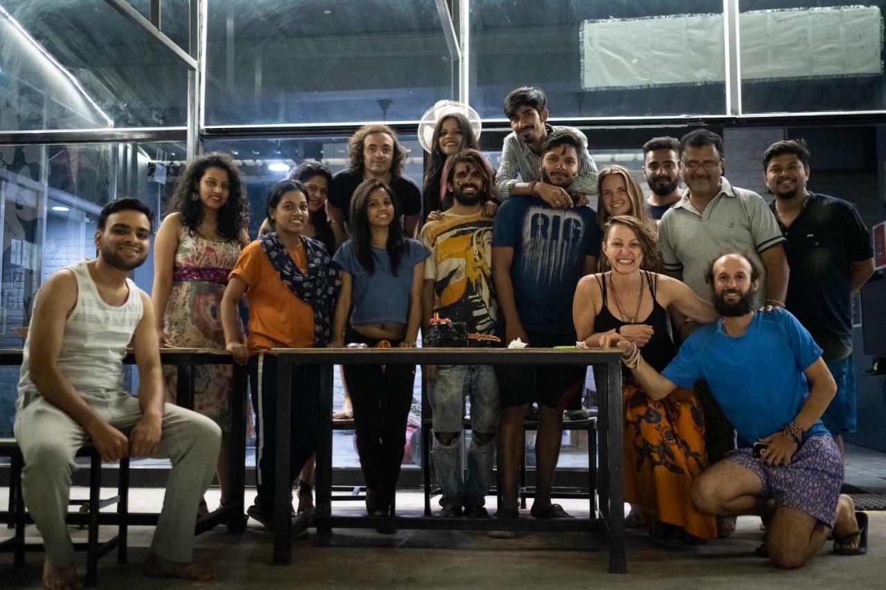 Bunkstay Coworking Hostel & Glamping Rishīkesh Dış mekan fotoğraf