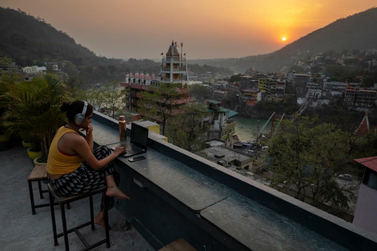 Bunkstay Coworking Hostel & Glamping Rishīkesh Dış mekan fotoğraf